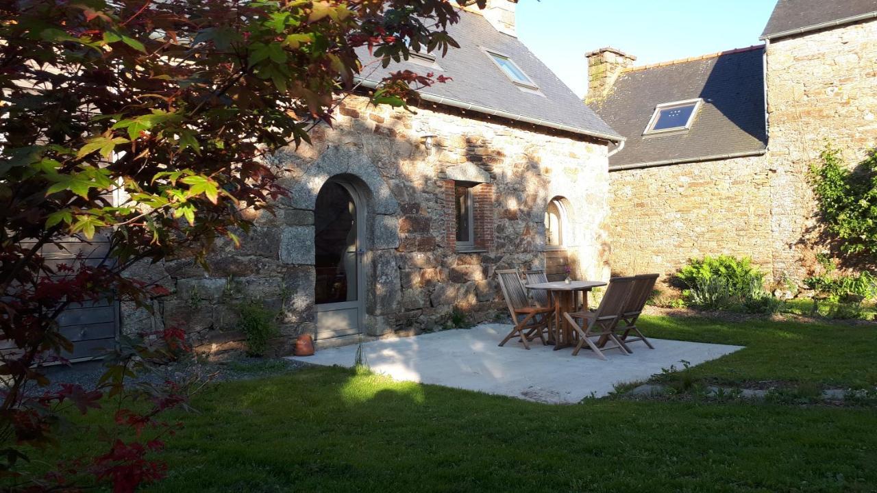 Gites Du Herisson Bégard Екстериор снимка